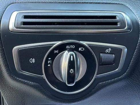 Used 2015 Mercedes-Benz C 300 Sedan image 45