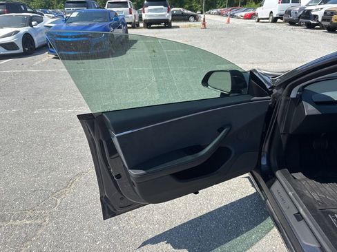 Used 2024 Tesla Model 3 Long Range AWD/4WD image 31