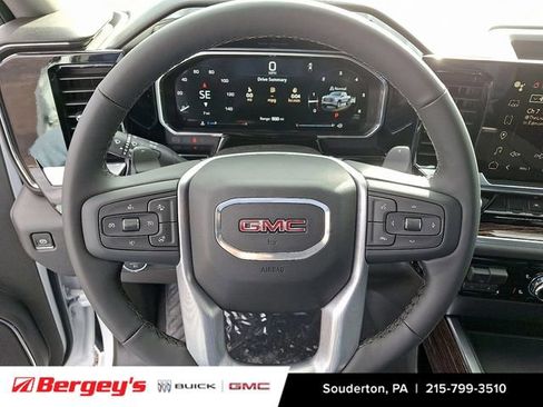 New 2026 GMC Sierra 1500 Elevation image 16