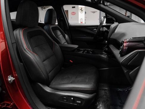 Used 2024 Chevrolet Blazer EV RS image 34