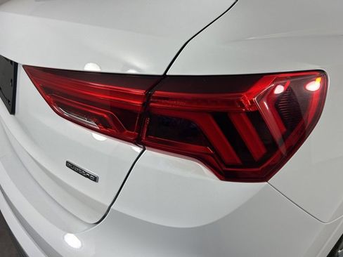 Used 2023 Audi Q3 2.0T Premium Plus w/ Premium Plus Package image 18