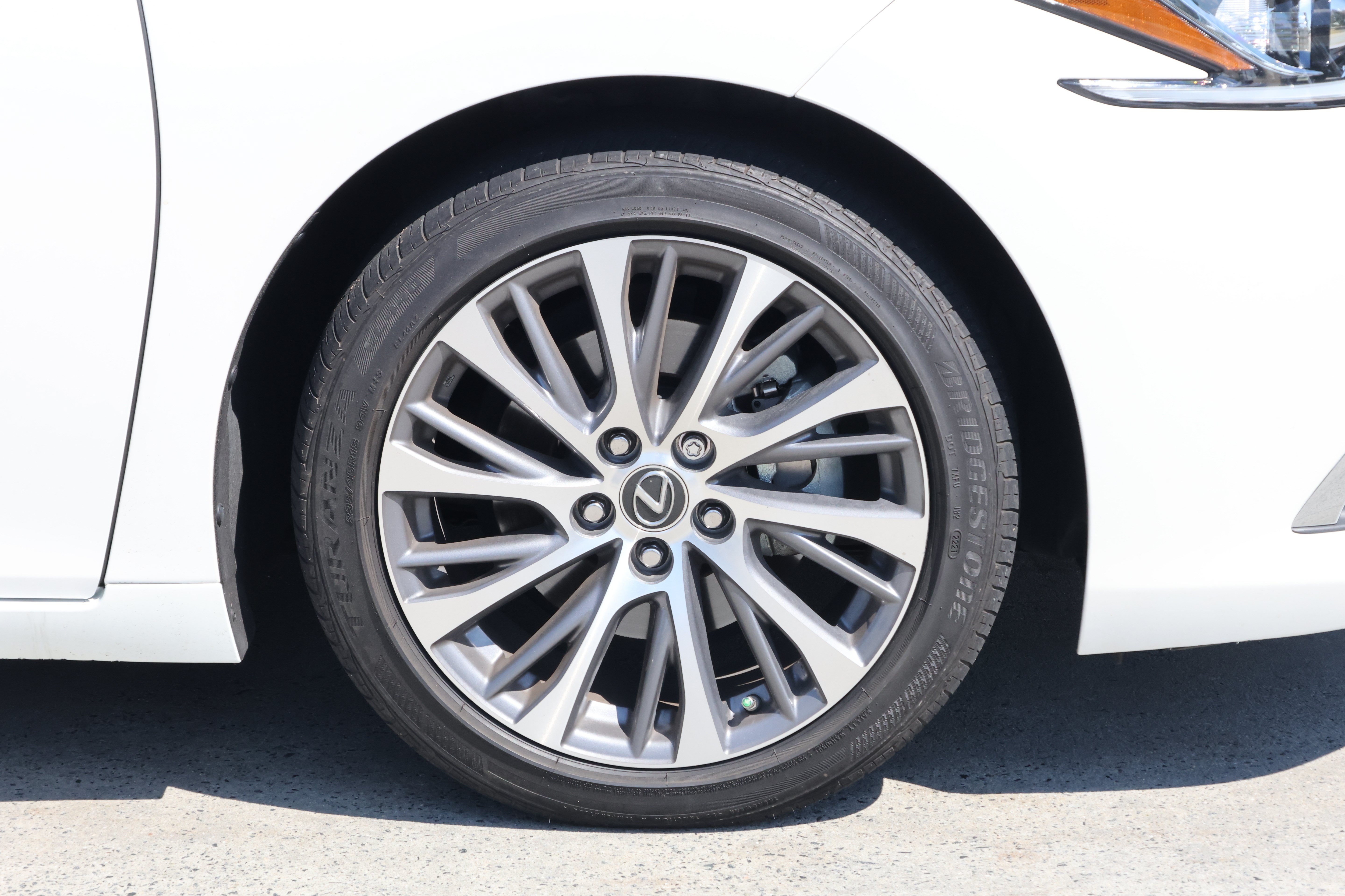 Used 2021 Lexus ES 350 w/ Premium Package FWD image 11