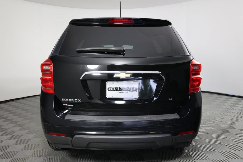 Used 2017 Chevrolet Equinox LT w/ Convenience Package FWD image 3