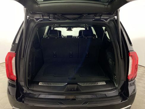 Used 2023 GMC Yukon XL AT4 w/ AT4 Premium Plus Package image 24
