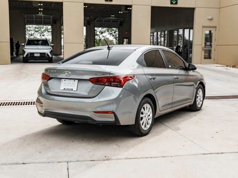 Used 2021 Hyundai Accent SEL image 7