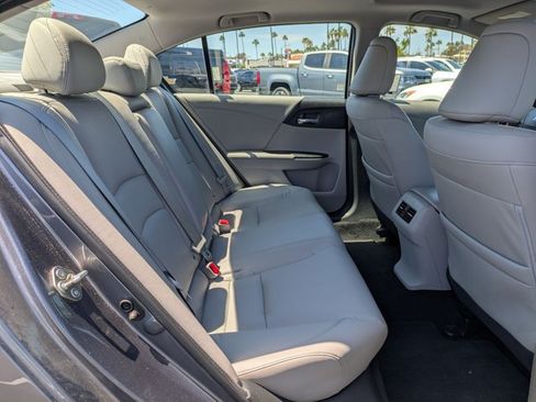 Used 2015 Honda Accord EX-L image 19
