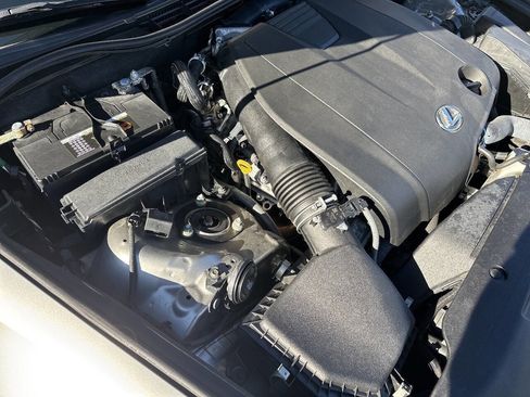 Used 2015 Lexus IS 250 image 38