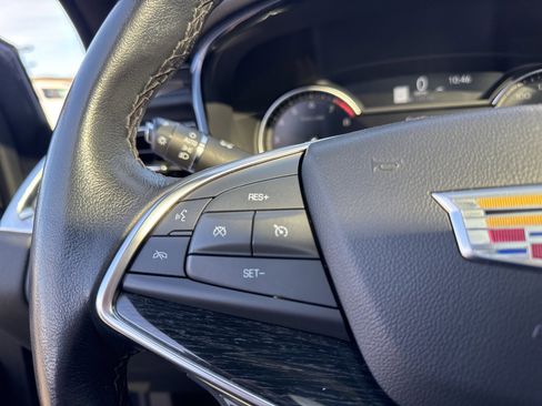 Used 2023 Cadillac XT5 Premium Luxury image 19