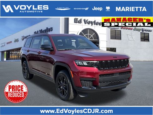 New 2025 Jeep Grand Cherokee L Altitude RWD image 1