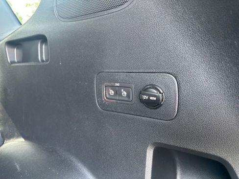 Used 2023 Hyundai Santa Fe Limited image 5