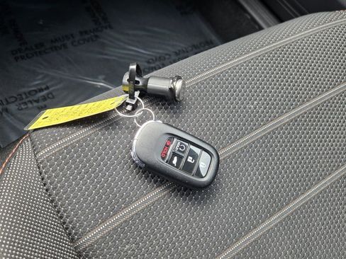 Certified 2025 Honda CR-V Sport image 20