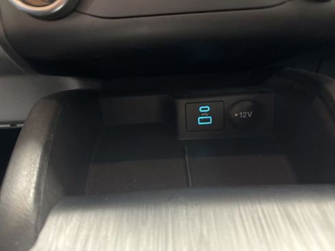 Used 2023 Ford Escape AWD image 30