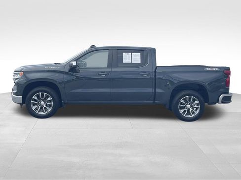Used 2025 Chevrolet Silverado 1500 LT AWD/4WD image 7