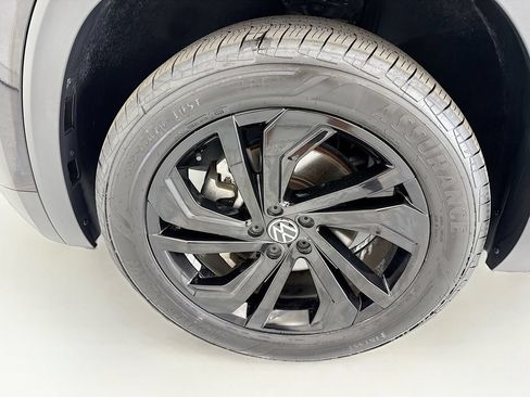 Used 2023 Volkswagen Atlas SE w/ Panoramic Sunroof Package FWD image 29