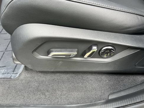 Used 2025 Acura MDX SH-AWD image 10