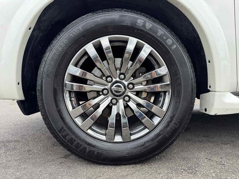Used 2019 Nissan Armada Platinum w/ Captain's Chairs Package AWD/4WD image 9