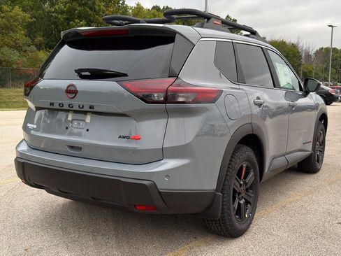 New 2026 Nissan Rogue SV image 5