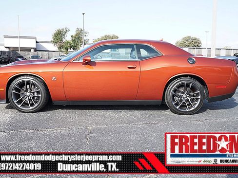 New 2023 Dodge Challenger R/T Scat Pack w/ Plus Package image 2