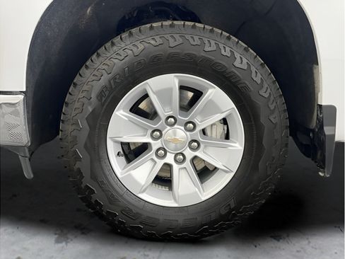 Used 2024 Chevrolet Silverado 1500 LT w/ Work Truck Package AWD/4WD image 35