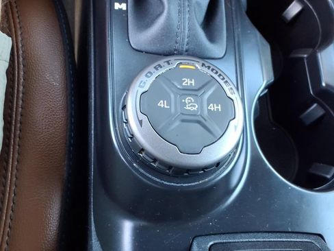 Used 2024 Ford Bronco Outer Banks AWD/4WD image 7