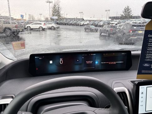 Certified 2025 Ford Expedition Active image 27