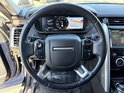 Used 2020 Land Rover Discovery HSE image 10