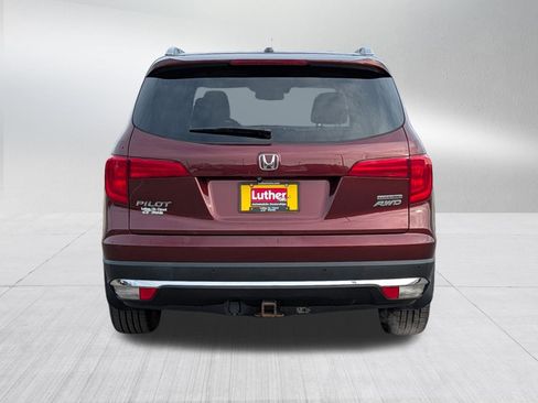 Used 2018 Honda Pilot Touring image 6