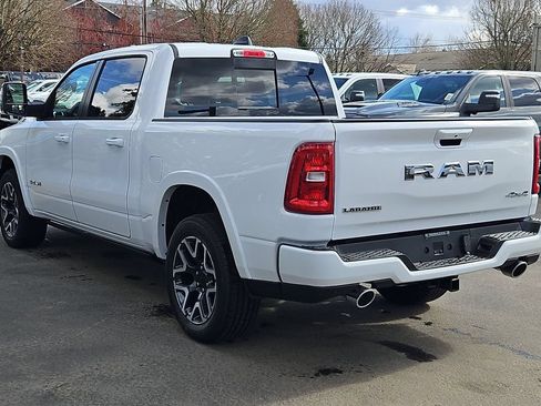New 2026 RAM 1500 Laramie AWD/4WD image 5