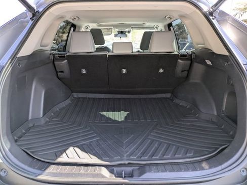 Used 2021 Toyota RAV4 XLE Premium image 14