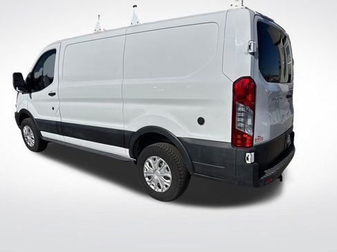 Used 2019 Ford Transit 250 130 Low Roof w/ Exterior Upgrade Package RWD image 5
