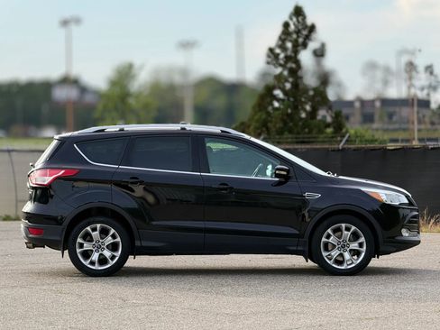 Used 2016 Ford Escape Titanium image 7