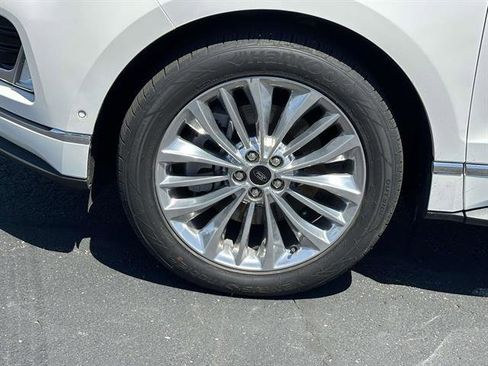 Used 2023 Ford Edge Titanium w/ Equipment Group 301A AWD/4WD image 8