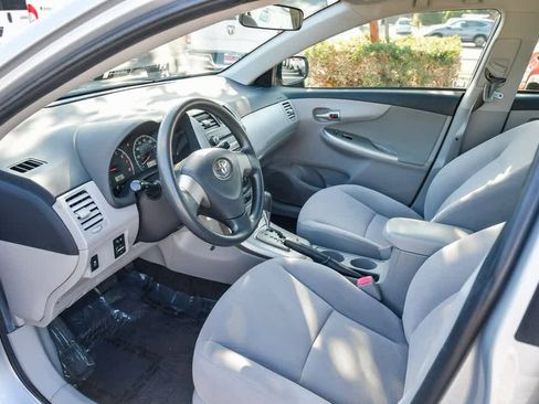 Used 2011 Toyota Corolla LE image 17