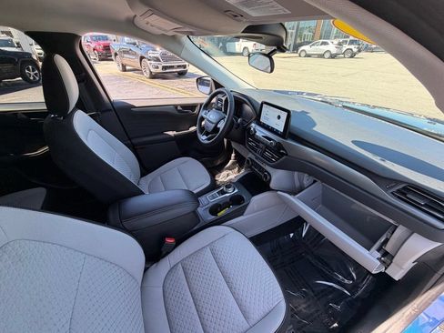 Used 2023 Ford Escape Active AWD/4WD image 12