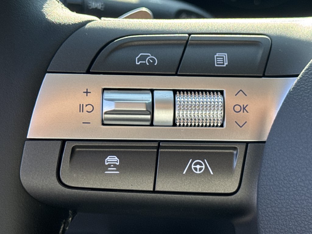 New 2026 Hyundai Kona Limited FWD image 24