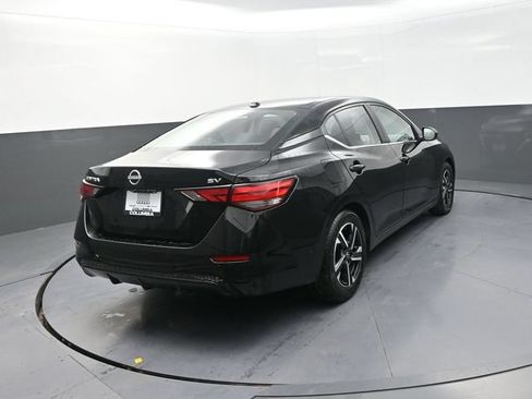Used 2024 Nissan Sentra SV FWD image 9
