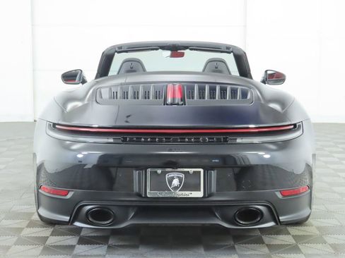 Used 2025 Porsche 911 Carrera image 6