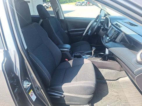 Used 2018 Toyota RAV4 Adventure AWD/4WD image 21