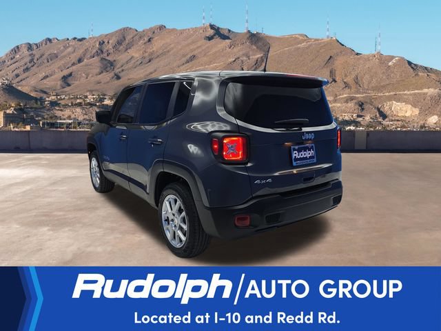 Used 2023 Jeep Renegade Latitude AWD/4WD image 3
