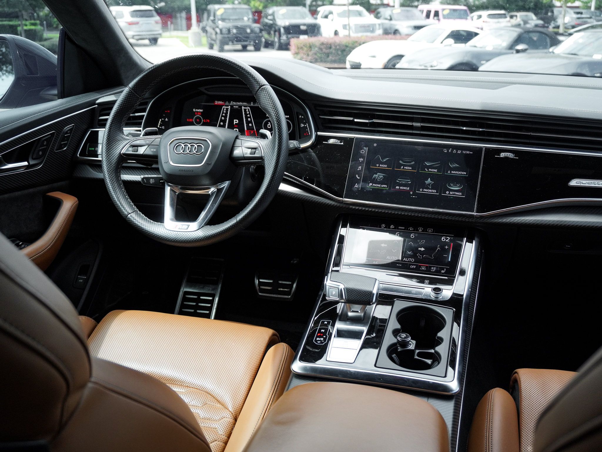 Used 2022 Audi RS Q8 AWD/4WD image 32