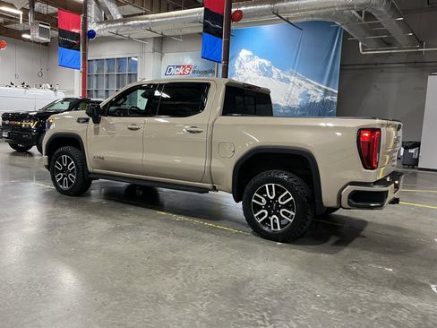 Used 2023 GMC Sierra 1500 AT4 w/ AT4 Premium Package image 3