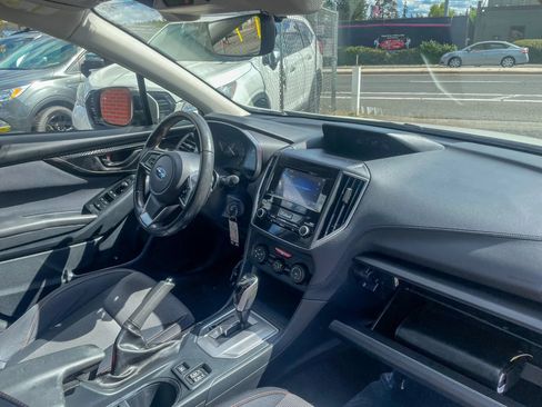 Used 2019 Subaru Crosstrek 2.0i Premium AWD/4WD image 36
