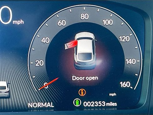 Used 2025 Acura Integra A-Spec image 12