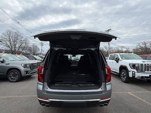 New 2026 GMC Yukon XL Denali image 10