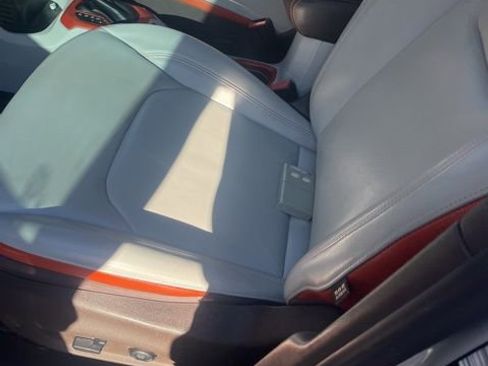 Used 2016 Jeep Renegade Limited image 6