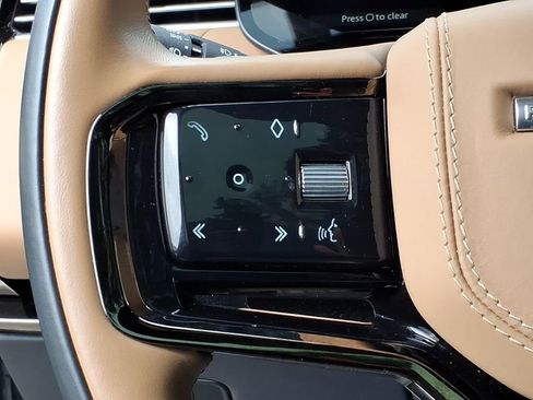 Used 2023 Land Rover Range Rover Sport SE Dynamic image 17