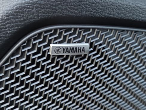 New 2026 Mitsubishi Outlander SE image 10