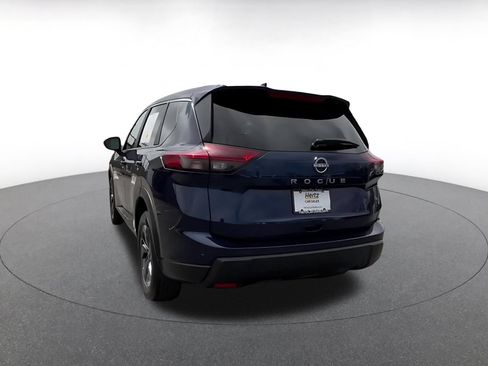 Used 2025 Nissan Rogue SV FWD image 11