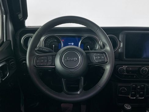 Used 2023 Jeep Wrangler Unlimited w/ 8.4" Radio Group image 17