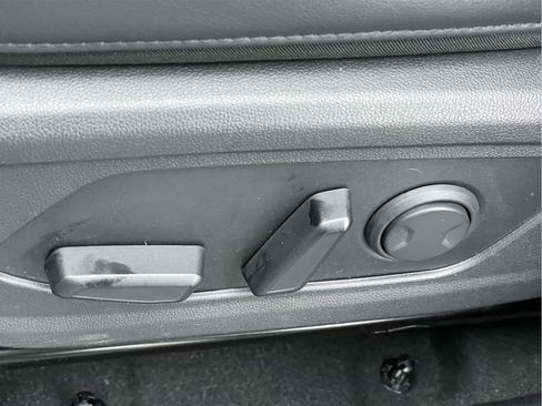 Used 2023 Kia Sorento EX image 22